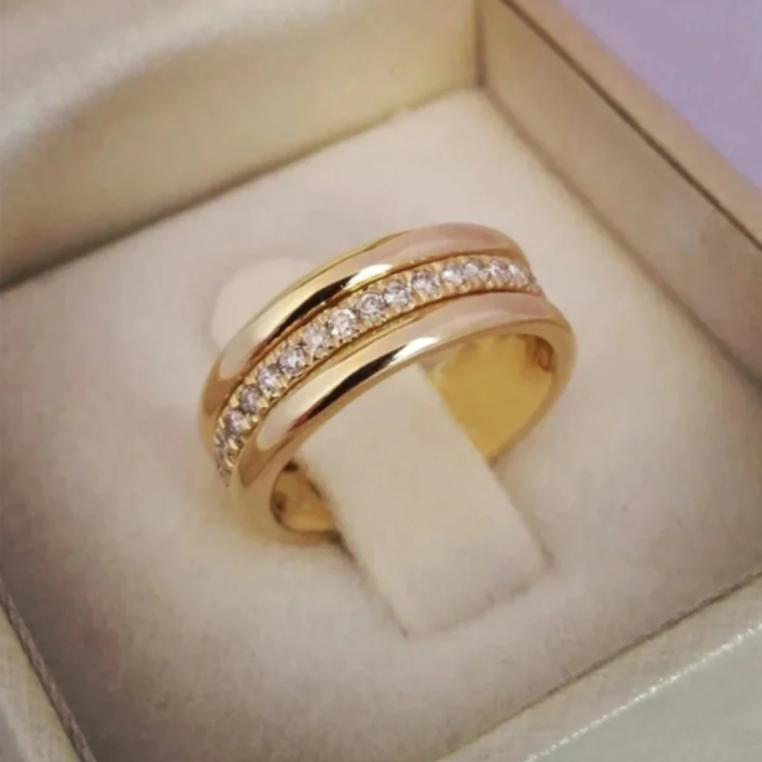 Chic Double-Zirconia Set Ring