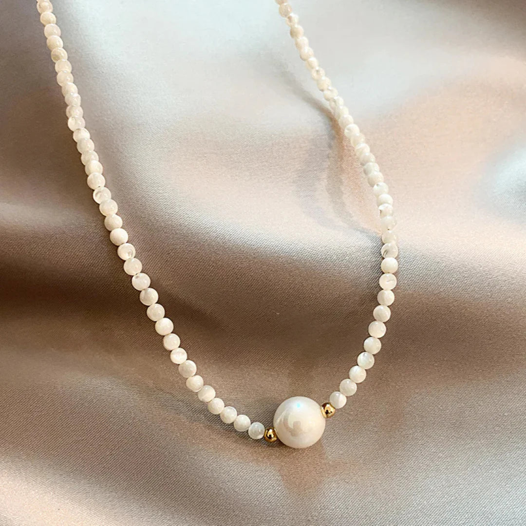 Elegant Design Pearl Necklace