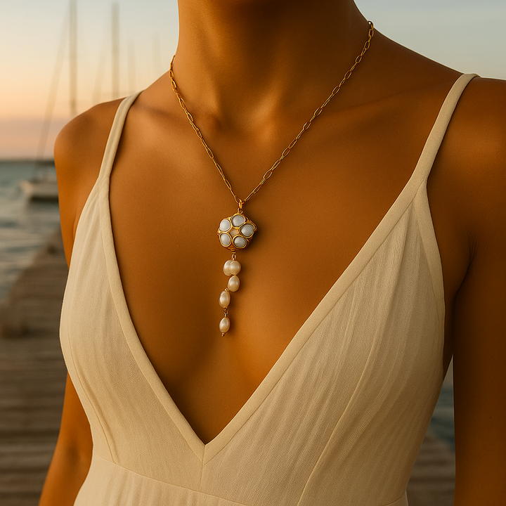 Anemonea Pearl Pendant Necklace