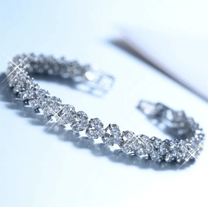 Divine Clover Charm Bracelet