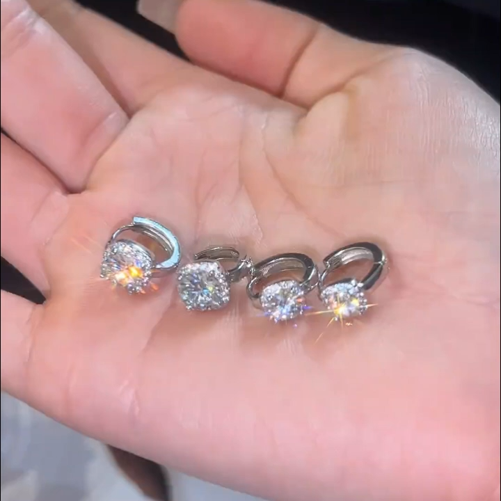 Nadine Square Earrings in 18K White Gold