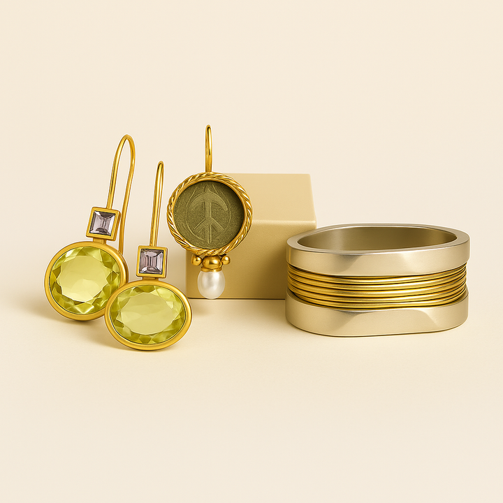Golden Jewelry Set: 1 Ring & 2 Earrings