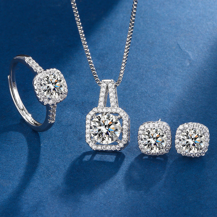 Aria Radiant Square Set in White Gold