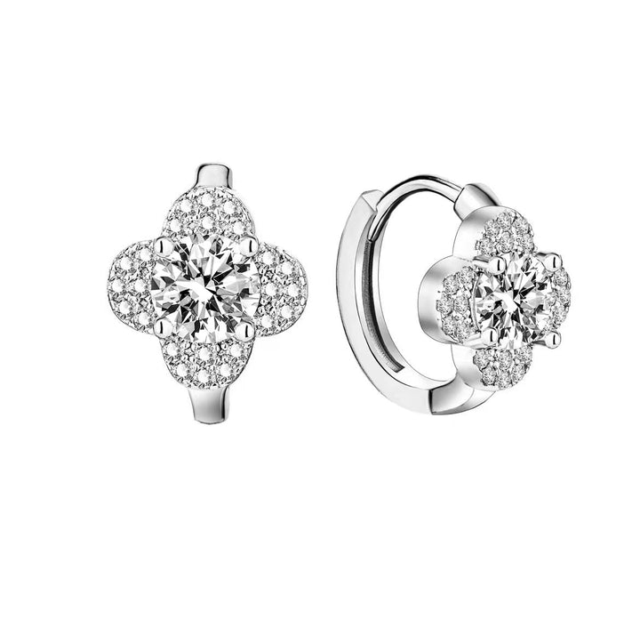 16k White Gold Moissanite Clover Earrings