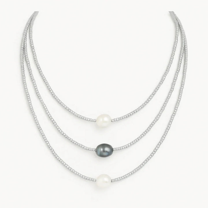 VINTAGE SILVER NECKLACE