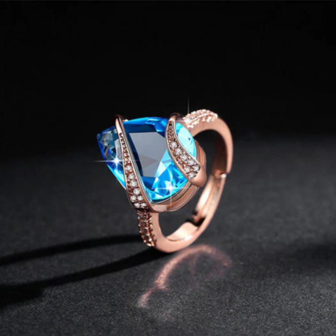 Seraphina Thorne Rosé Set with Blue Crystals (Necklace, Earrings and Ring)