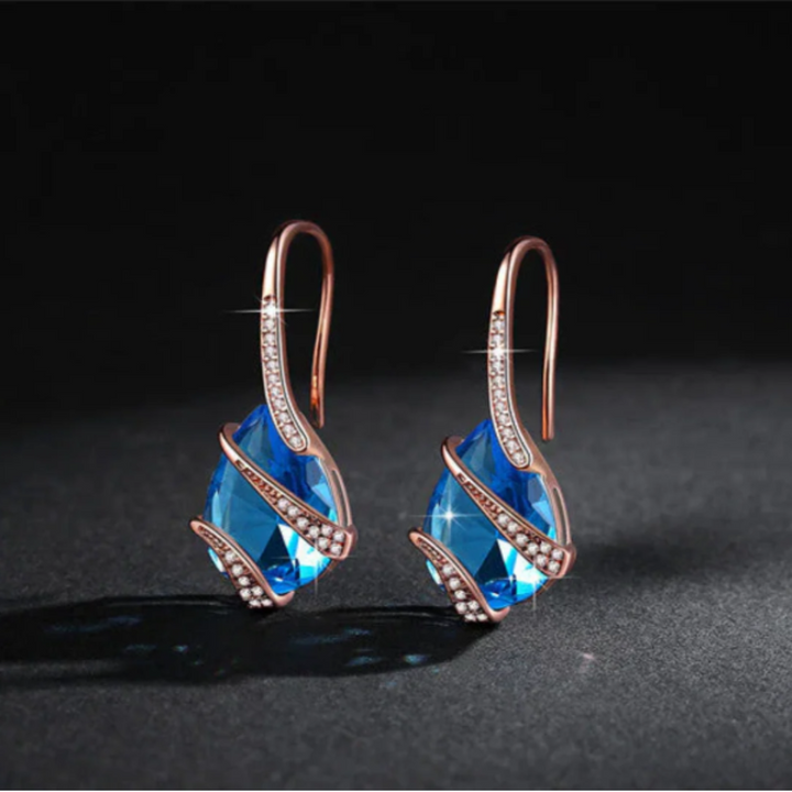 Seraphina Thorne Rosé Set with Blue Crystals (Necklace, Earrings and Ring)