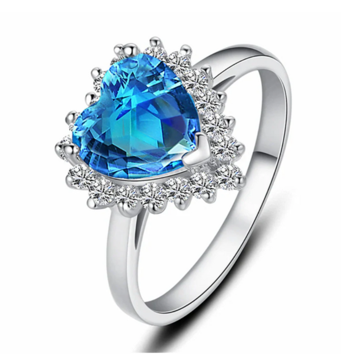 Saphira Vale Silver Set with Blue Heart-Shaped Crystals