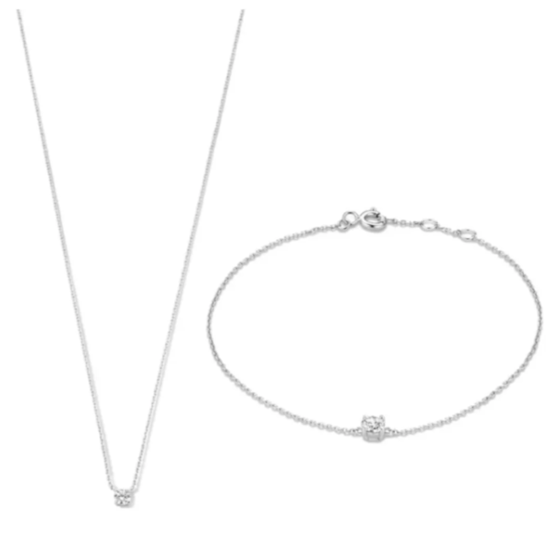 Cléa Gold Set with Moissanite Crystal