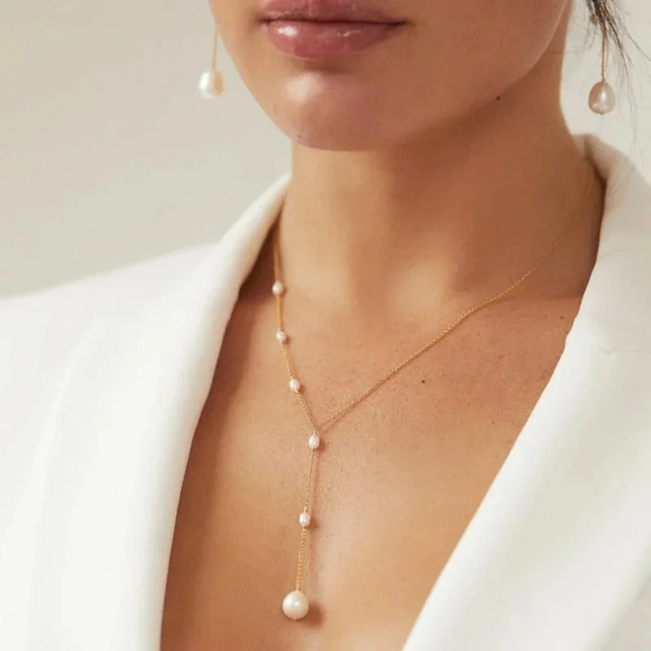 VINTAGE PEARL NECKLACE