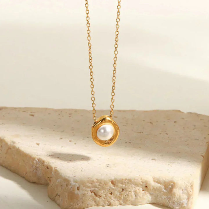 Gold Plated Necklace with Saltwater Pearl